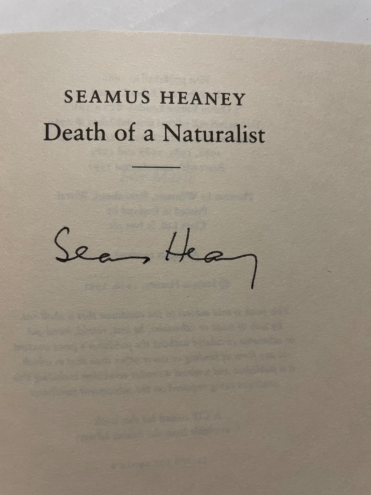 Seamus Heaney - Death of a Naturalist paperback book. Signed by Seamus Heaney
