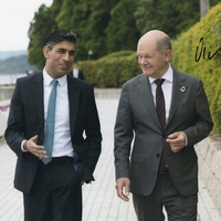 Olaf Scholz signed item
