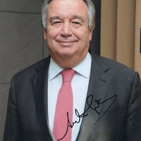 Antonio Guterres signed item