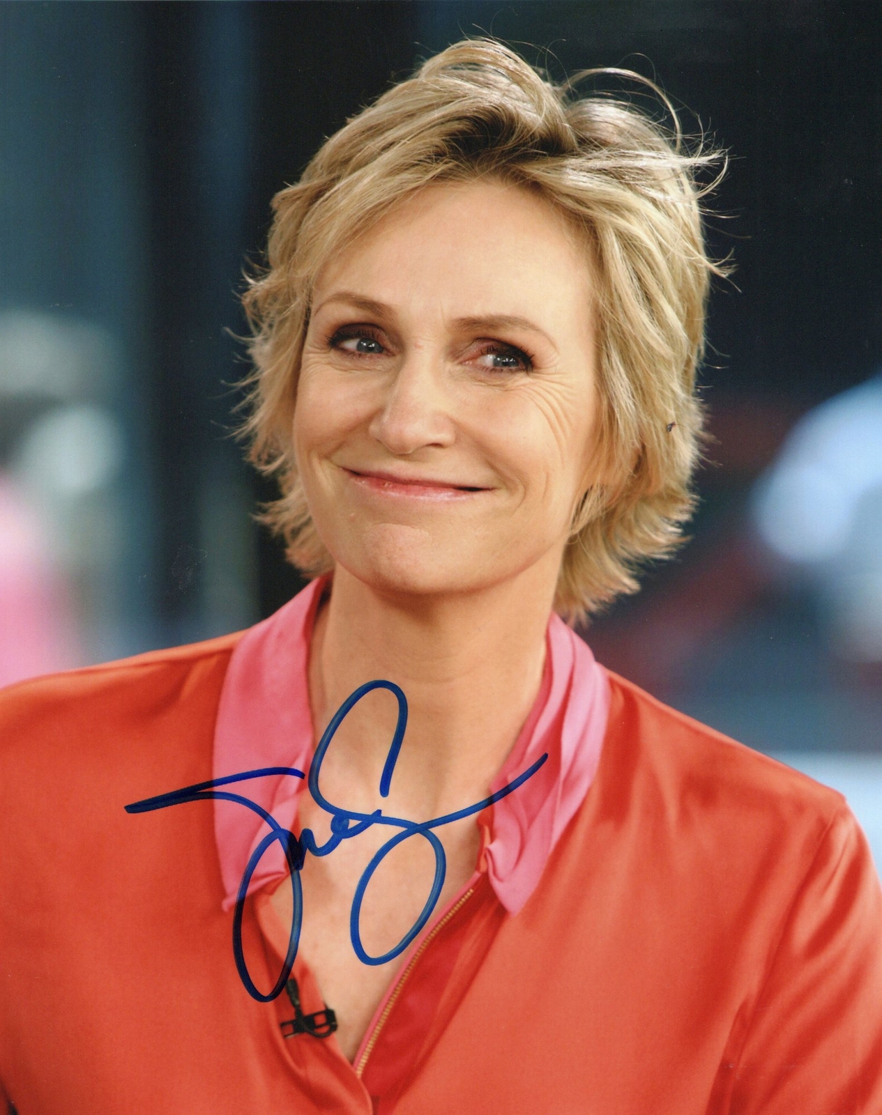 Jane Lynch signed item