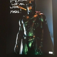 Val Kilmer signed item