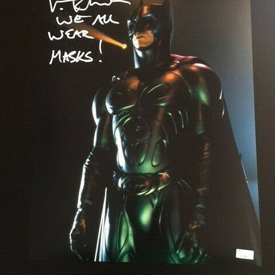 Val Kilmer signed item