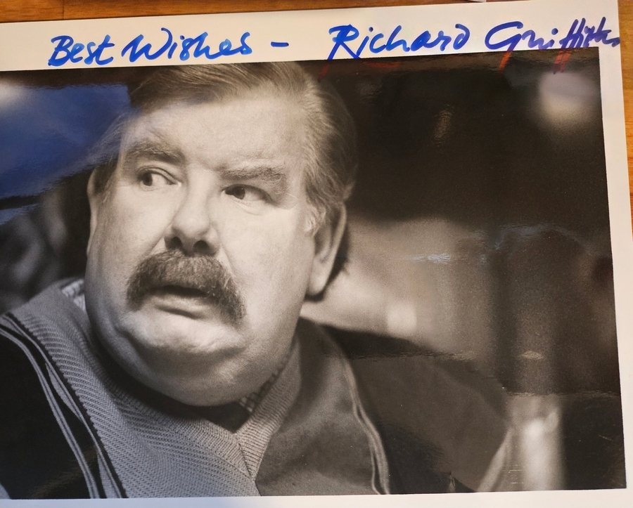 Richard Griffiths signed item