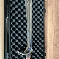 Richard Armitage signed united cutlery orcrist replica