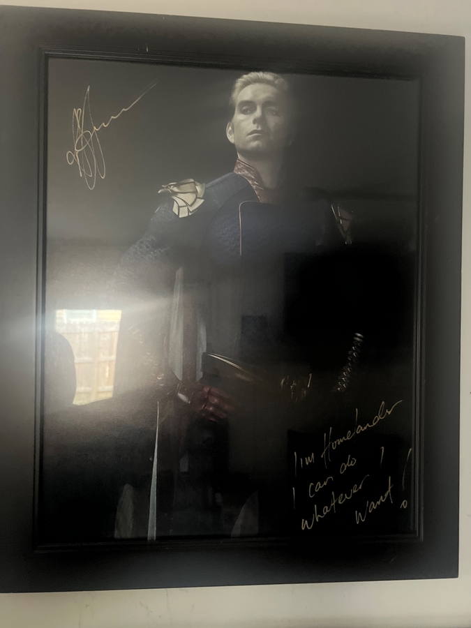 Antony Starr signed item