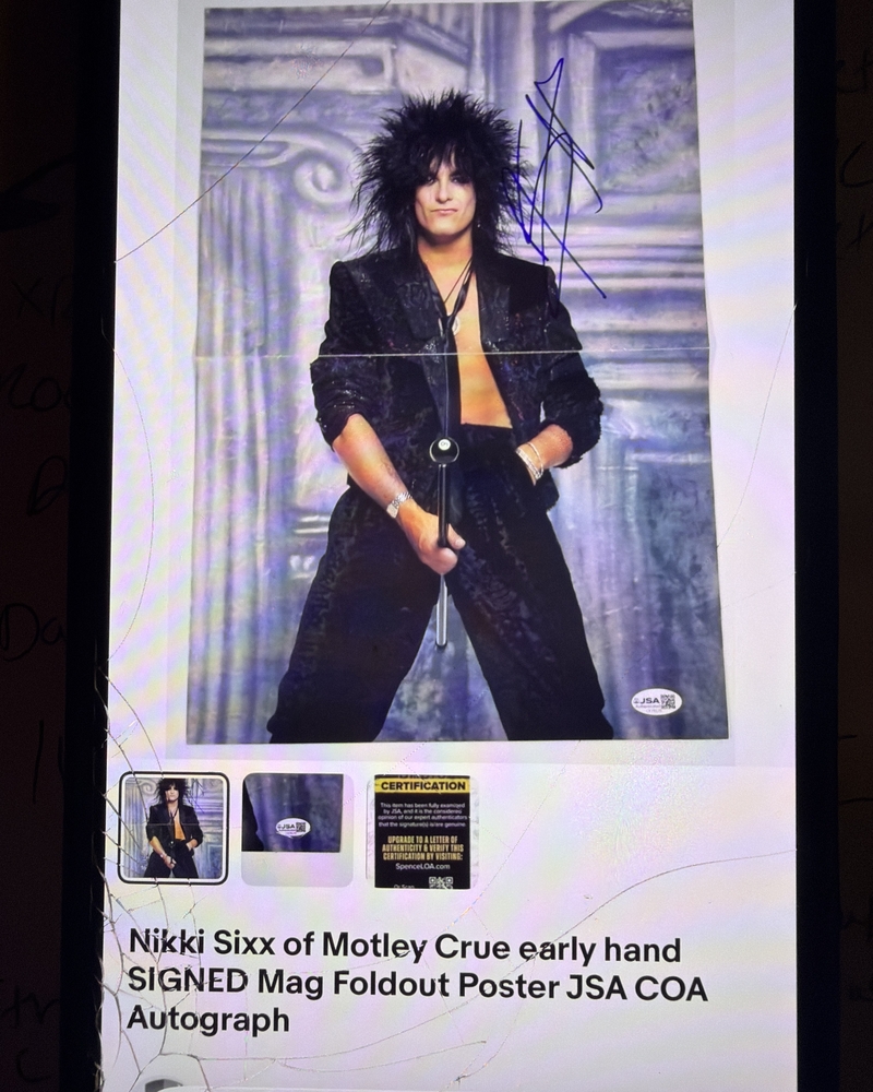 Nikki Sixx signed item