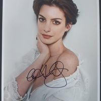 Anne Hathaway signed item