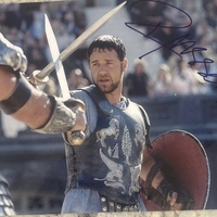 Russell Crowe signed item