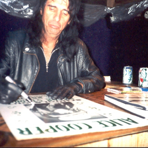 Alice Cooper with Autograph Pros