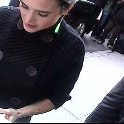 Jennifer Connelly Autograph Profile