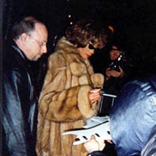 Whitney Houston with Autograph Pros