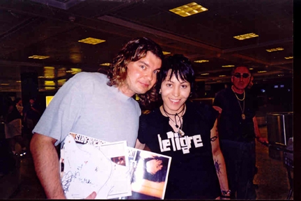 Joan Jett with RACC Trusted collector bpautographs
