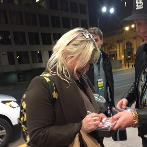 Elle King with Autograph Pros