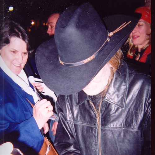 Willie Nelson with Autograph Pros