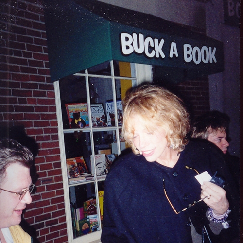 Carly Simon with Autograph Pros