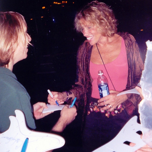 Carly Simon with Autograph Pros