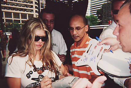 Fergie with RACC Trusted collector Autograph Pros
