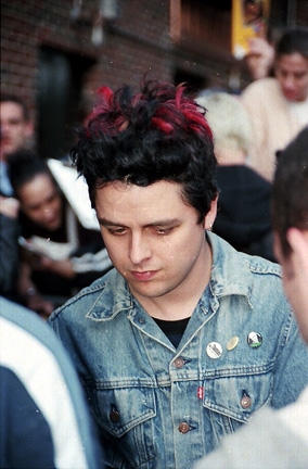 Billie Joe Armstrong with RACC Trusted collector Autograph Pros