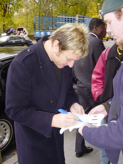 Simon Le Bon Photo with RACC Autograph Collector Shark’s Treasures