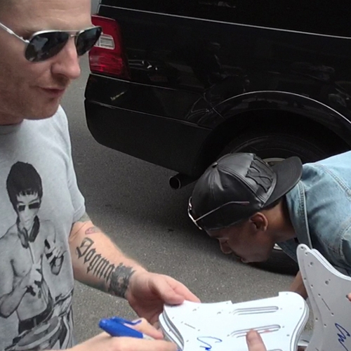 Corey Taylor with Autograph Pros