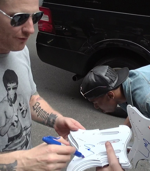 Corey Taylor with RACC Trusted collector Autograph Pros