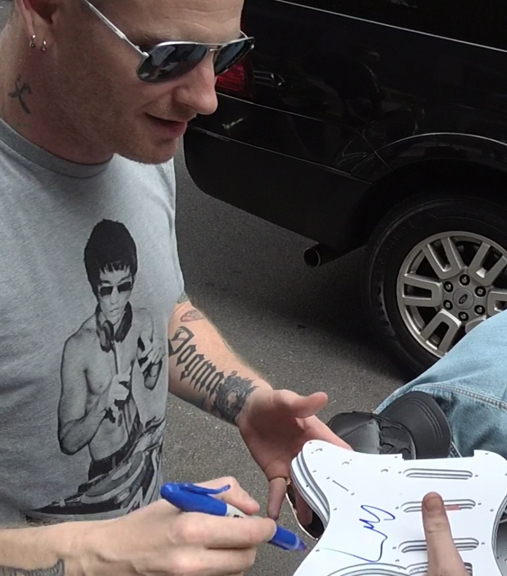 Corey Taylor with RACC Trusted collector Autograph Pros