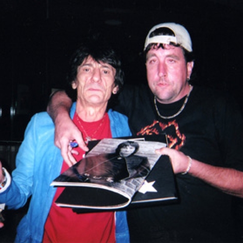 Ronnie Wood with Autograph Pros