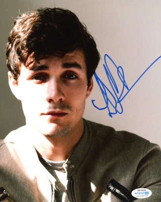  Autograph Profile