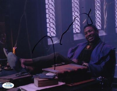  Autograph Profile