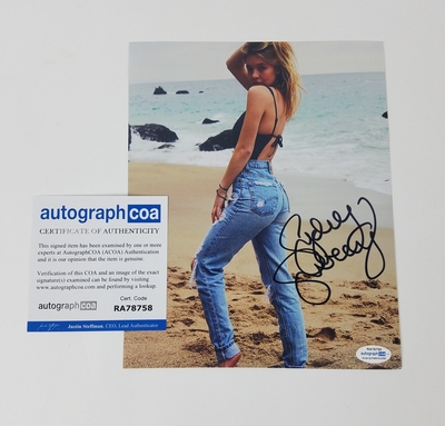  Autograph Profile