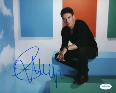  Autograph Profile