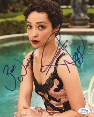  Autograph Profile