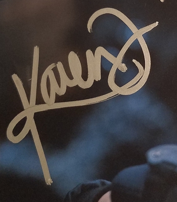  Autograph Profile