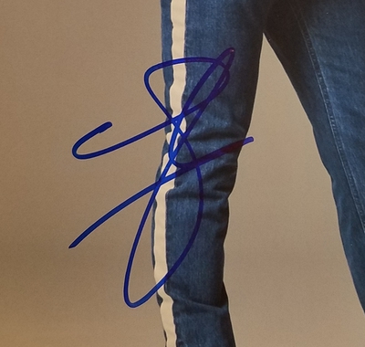  Autograph Profile