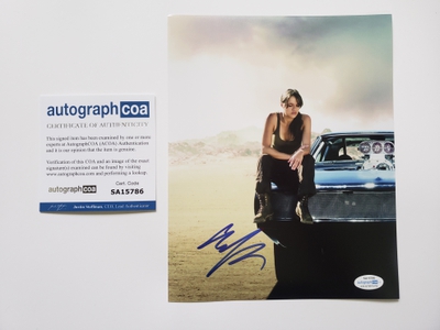  Autograph Profile