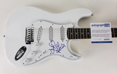  Autograph Profile