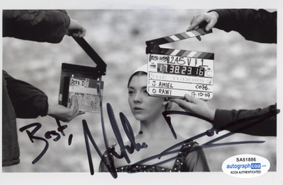  Autograph Profile