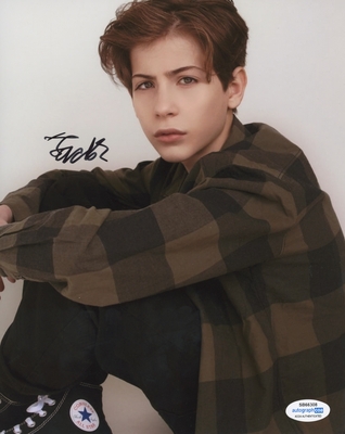  Autograph Profile