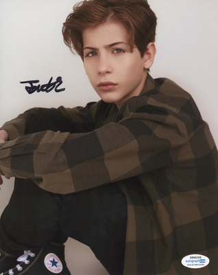  Autograph Profile