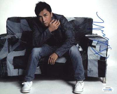  Autograph Profile