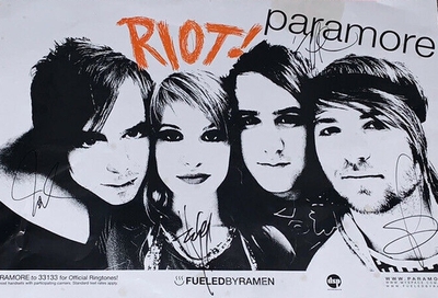 Paramore Band x4 Signed Autograph Riot Framed CD Display