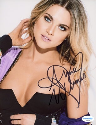  Autograph Profile