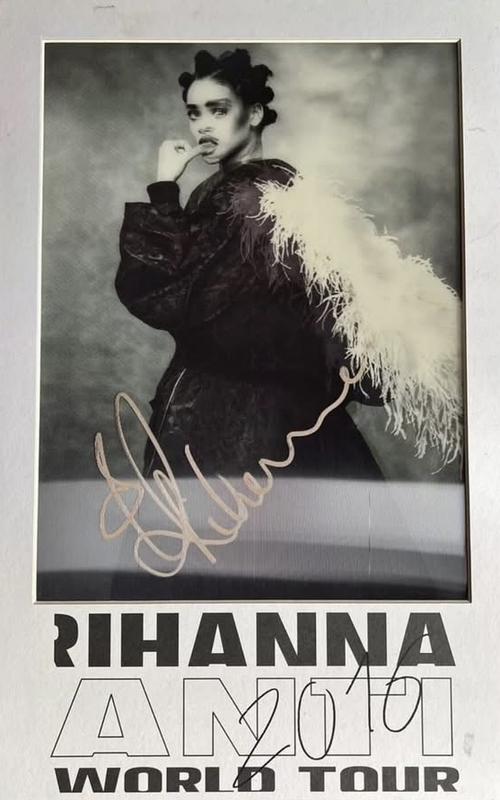 Autograph purchased from RACC Trusted Seller Andrew Hayes