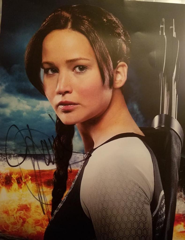 Jennifer Lawrence Autograph by Fanmail TTM