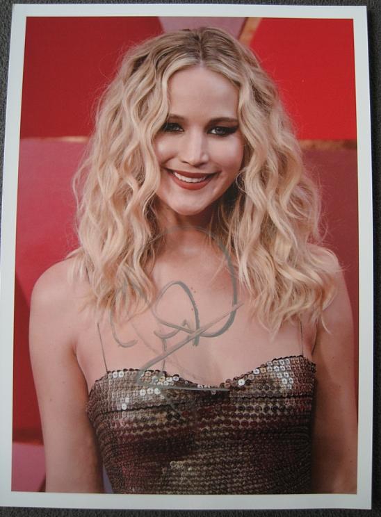 Jennifer Lawrence Autograph by Fanmail TTM