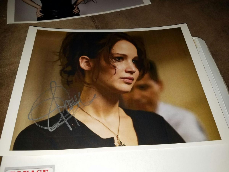 Jennifer Lawrence Autograph by Fanmail TTM