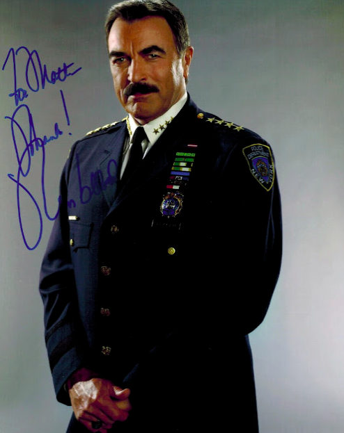 Tom Selleck Autograph by Fanmail TTM