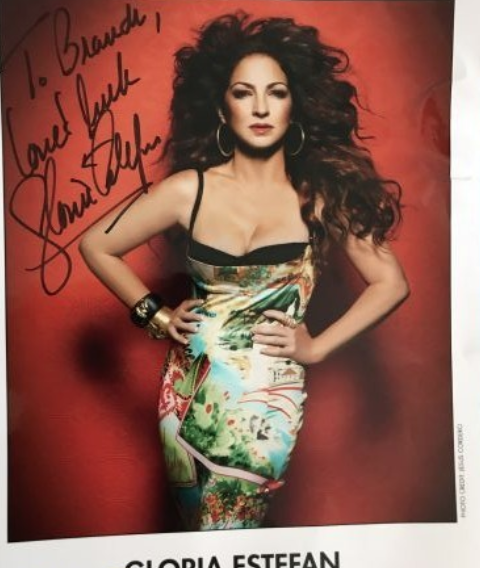 Gloria Estefan Autograph by Fanmail TTM