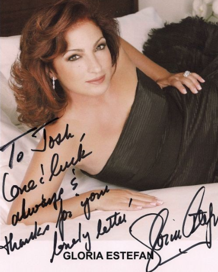 Gloria Estefan Autograph by Fanmail TTM