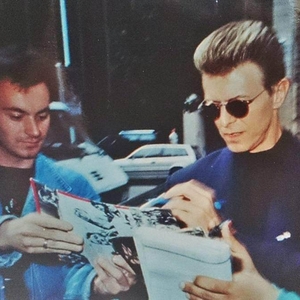 Vintage Hand New Autographs Vintage Hand New Autographs